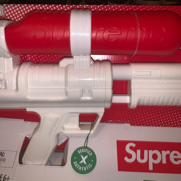 Supreme super soaker - Picture 3 of 3